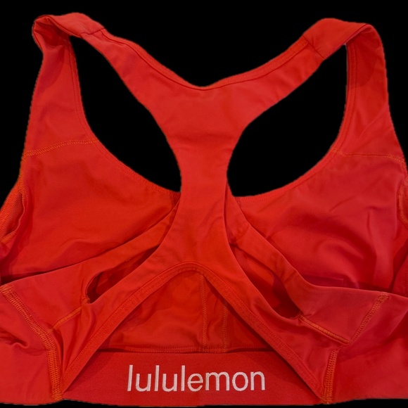Peloton X Lululemon Sports Bra red Size 8 - Picture 3 of 3